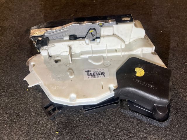 bontott VW PASSAT B8 Jobb első Ajtózár