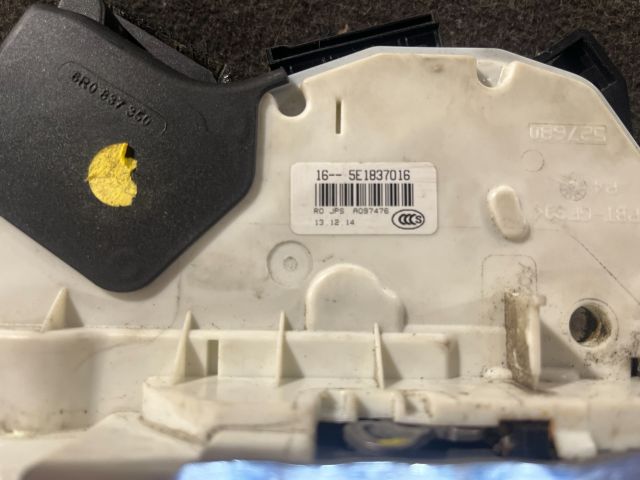 bontott VW PASSAT B8 Jobb első Ajtózár