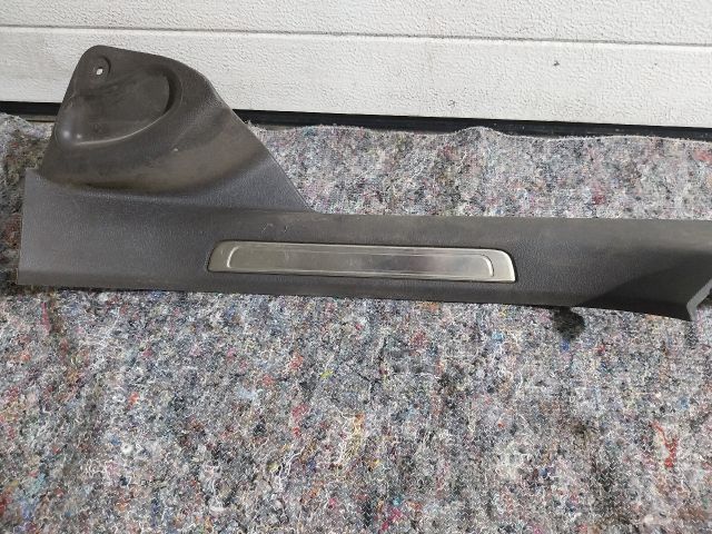 bontott VW PASSAT B8 Jobb első Belső Küszöb Burkolat