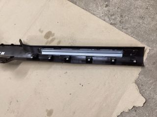 bontott VW PASSAT B8 Jobb első Belső Küszöb Burkolat