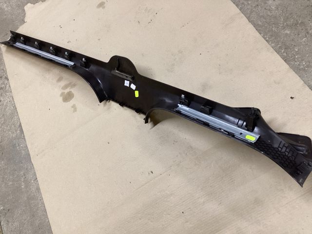 bontott VW PASSAT B8 Jobb első Belső Küszöb Burkolat