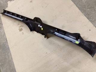 bontott VW PASSAT B8 Jobb első Belső Küszöb Burkolat