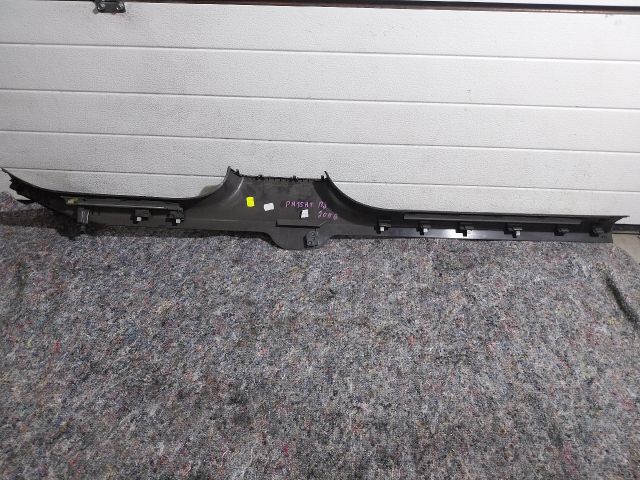 bontott VW PASSAT B8 Jobb első Belső Küszöb Burkolat