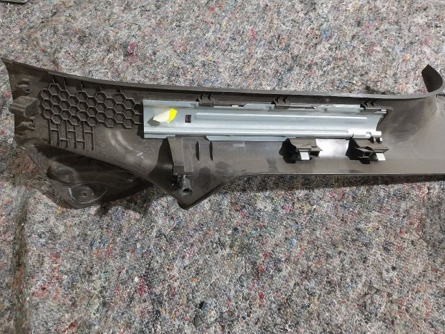 bontott VW PASSAT B8 Jobb első Belső Küszöb Burkolat