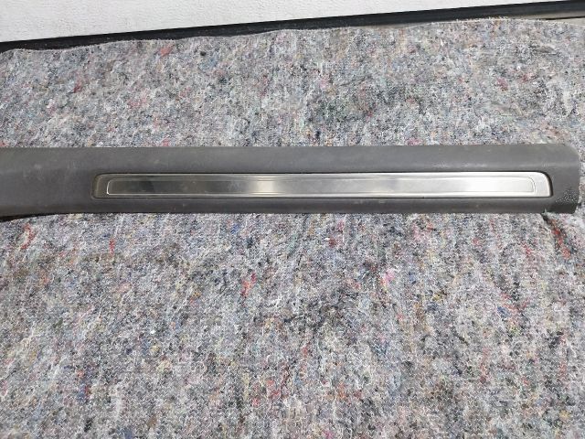 bontott VW PASSAT B8 Jobb első Belső Küszöb Burkolat