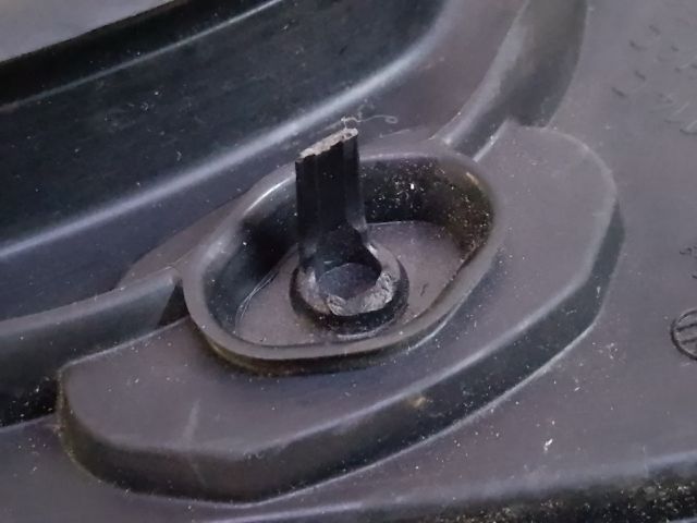 bontott VW PASSAT B8 Jobb első Fixüveg (Ajtóban)