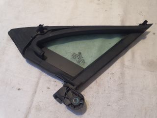 bontott VW PASSAT B8 Jobb első Fixüveg (Ajtóban)