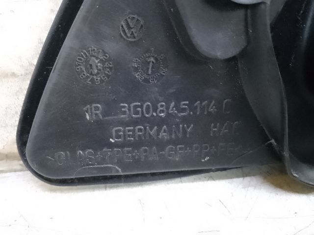 bontott VW PASSAT B8 Jobb első Fixüveg (Ajtóban)