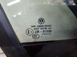 bontott VW PASSAT B8 Jobb első Fixüveg (Ajtóban)
