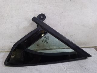 bontott VW PASSAT B8 Jobb első Fixüveg (Ajtóban)