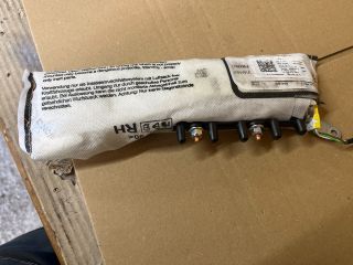 bontott VW PASSAT B8 Jobb első Függöny Légzsák