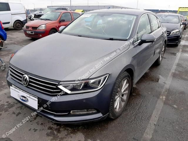 bontott VW PASSAT B8 Jobb első Gumikéder