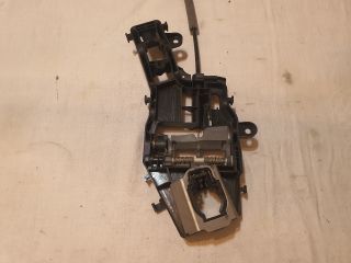 bontott VW PASSAT B8 Jobb első Külső Kilincsfészek