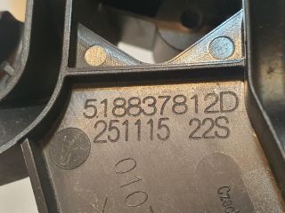 bontott VW PASSAT B8 Jobb első Külső Kilincsfészek