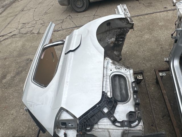 bontott VW PASSAT B8 Jobb első Negyed Karosszéria Csomag