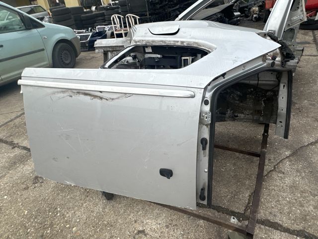 bontott VW PASSAT B8 Jobb első Negyed Karosszéria Csomag