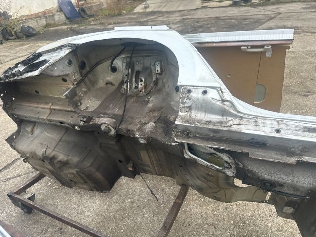 bontott VW PASSAT B8 Jobb első Negyed Karosszéria Csomag