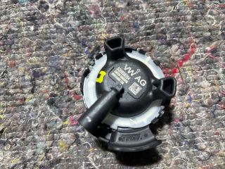 bontott VW PASSAT B8 Jobb első Oldal Ütközés Érzékelő