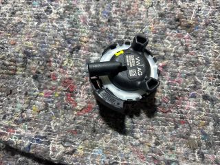 bontott VW PASSAT B8 Jobb első Oldal Ütközés Érzékelő