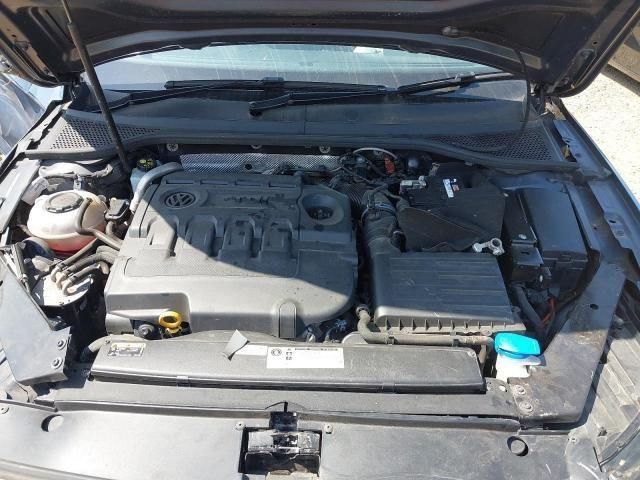 bontott VW PASSAT B8 Jobb első Vízlehúzó Gumicsík