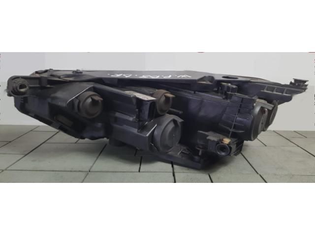 bontott VW PASSAT B8 Jobb Fényszóró