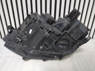 bontott VW PASSAT B8 Jobb Fényszóró