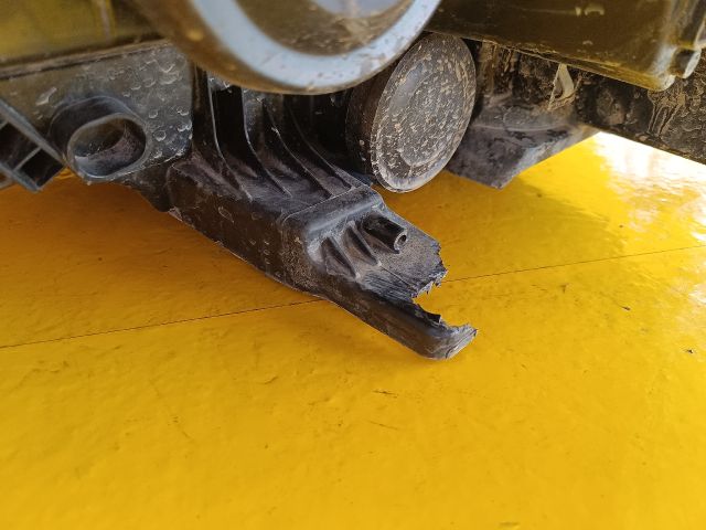 bontott VW PASSAT B8 Jobb Fényszóró