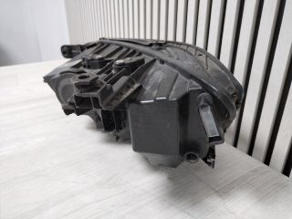 bontott VW PASSAT B8 Jobb Fényszóró