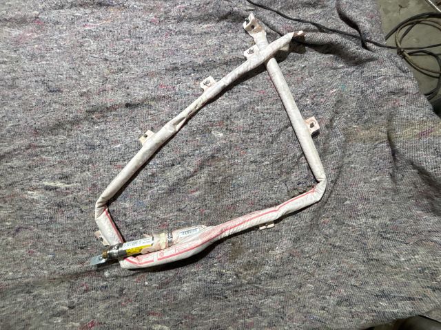 bontott VW PASSAT B8 Jobb Függönylégzsák és Oldallégzsák