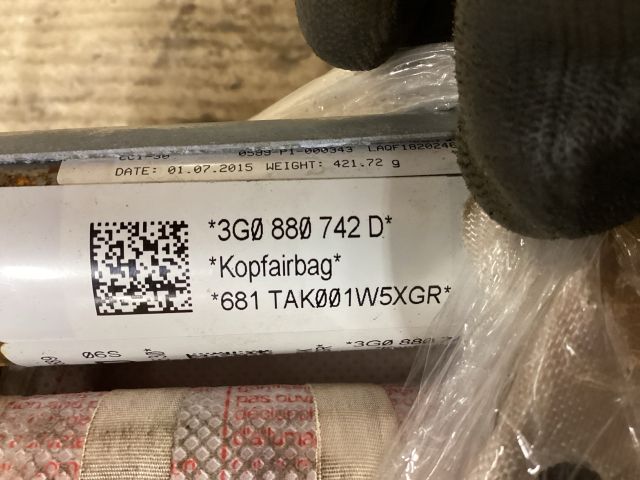 bontott VW PASSAT B8 Jobb Függönylégzsák és Oldallégzsák