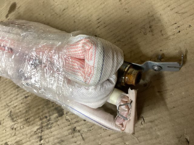 bontott VW PASSAT B8 Jobb Függönylégzsák és Oldallégzsák