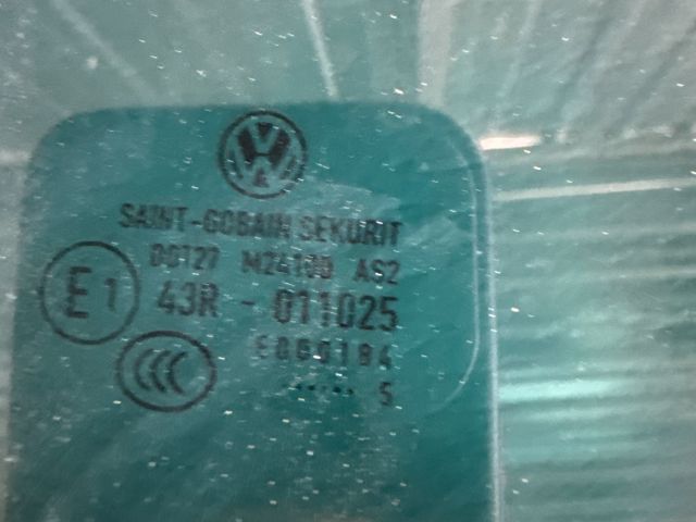 bontott VW PASSAT B8 Jobb hátsó Ablak