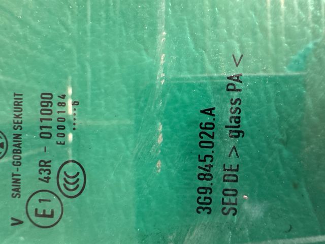 bontott VW PASSAT B8 Jobb hátsó Ablak