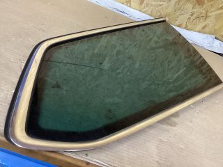 bontott VW PASSAT B8 Jobb hátsó Ablak