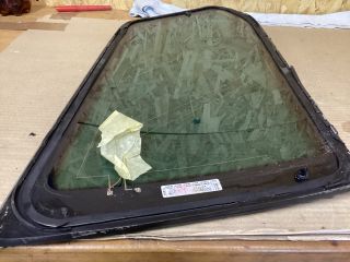 bontott VW PASSAT B8 Jobb hátsó Ablak