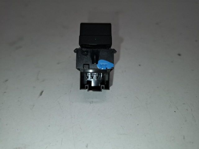 bontott VW PASSAT B8 Jobb hátsó Ablakemelő Kapcsoló