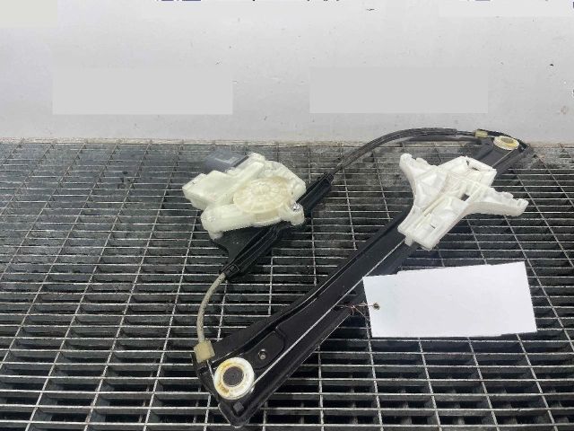 bontott VW PASSAT B8 Jobb hátsó Ablakemelő Szerkezet (Elektromos)