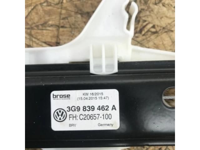 bontott VW PASSAT B8 Jobb hátsó Ablakemelő Szerkezet (Elektromos)