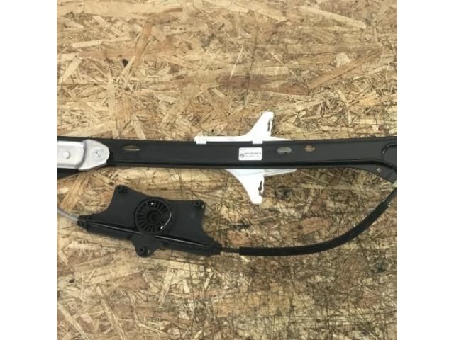 bontott VW PASSAT B8 Jobb hátsó Ablakemelő Szerkezet (Elektromos)