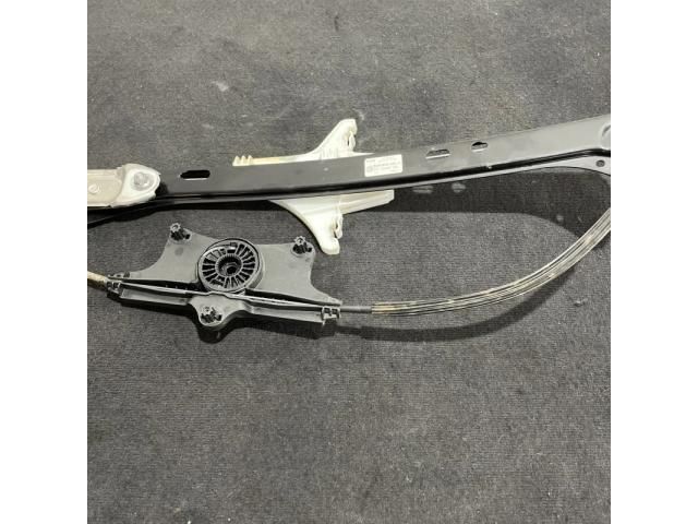 bontott VW PASSAT B8 Jobb hátsó Ablakemelő Szerkezet (Elektromos)