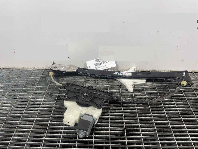 bontott VW PASSAT B8 Jobb hátsó Ablakemelő Szerkezet (Elektromos)