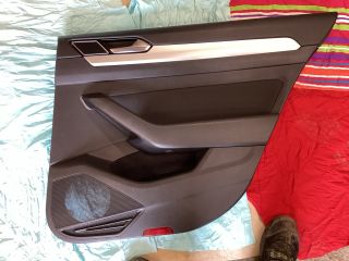 bontott VW PASSAT B8 Jobb hátsó Ajtó Kárpit