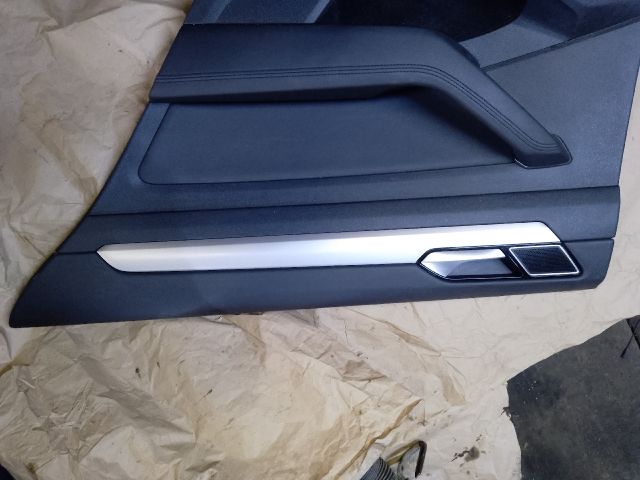 bontott VW PASSAT B8 Jobb hátsó Ajtó Kárpit