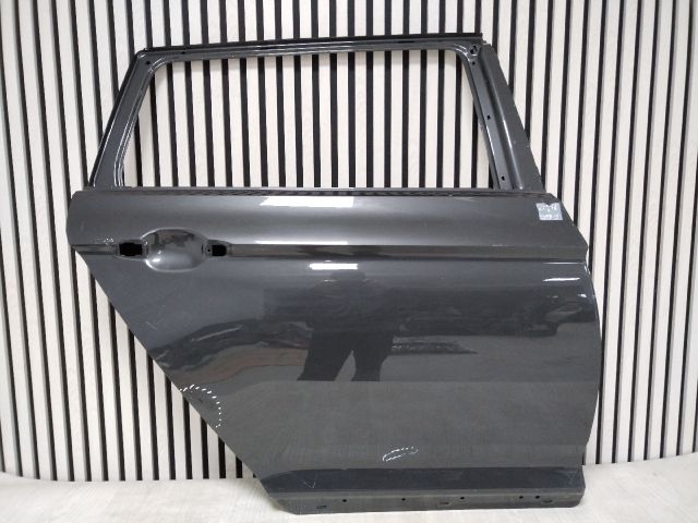 bontott VW PASSAT B8 Jobb hátsó Ajtó (Üres lemez)