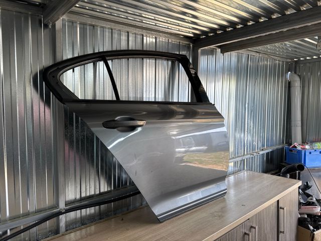 bontott VW PASSAT B8 Jobb hátsó Ajtó (Üres lemez)