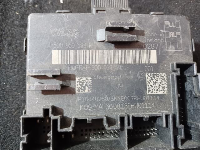 bontott VW PASSAT B8 Jobb hátsó Ajtó Vezérlőegység