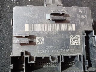 bontott VW PASSAT B8 Jobb hátsó Ajtó Vezérlőegység