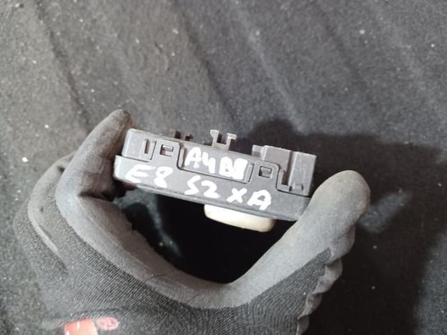 bontott VW PASSAT B8 Jobb hátsó Ajtó Vezérlőegység