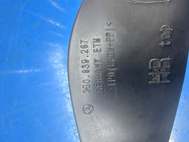 bontott VW PASSAT B8 Jobb hátsó Ajtóhatároló