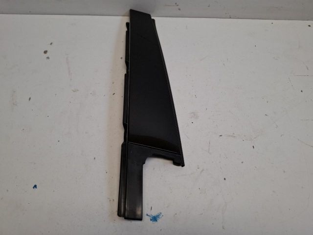 bontott VW PASSAT B8 Jobb hátsó Ajtókeret Burkolat